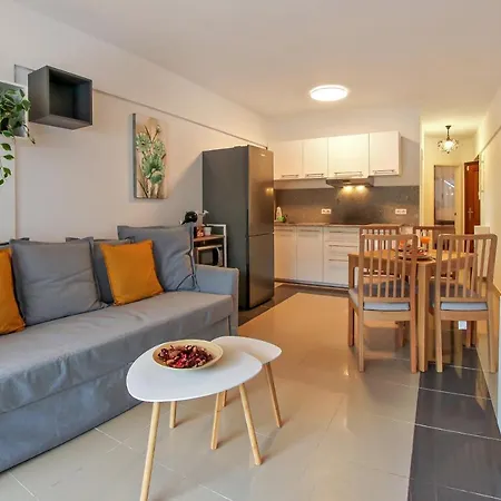 아파트 Beachfront Lovely Paraiso Del Sur A106 *