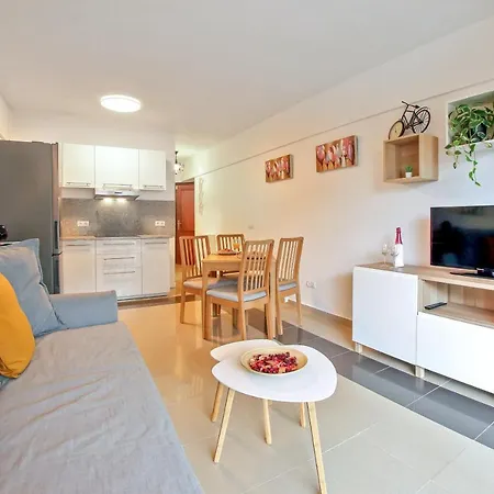 Апартаменти Beachfront Lovely Paraiso Del Sur A106 Адехе